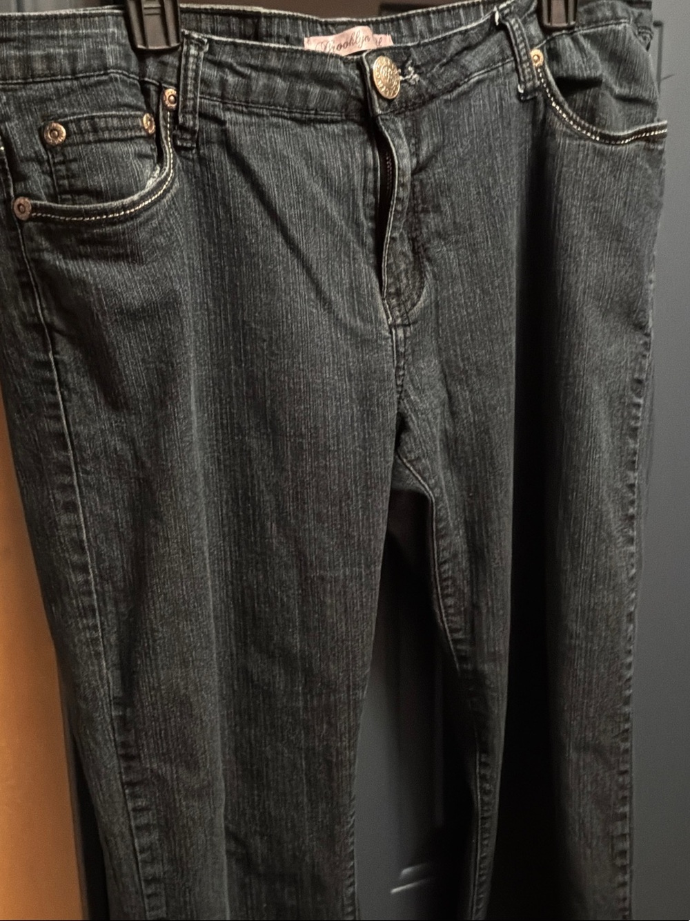 Rock & Republic Black Embroidered Back-Pocket Jeans